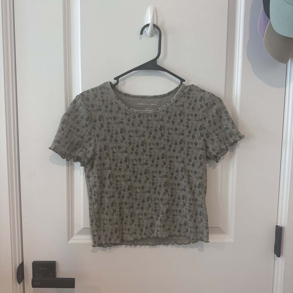 American Eagle Outfitters Floral Waffle Knit Baby Tee